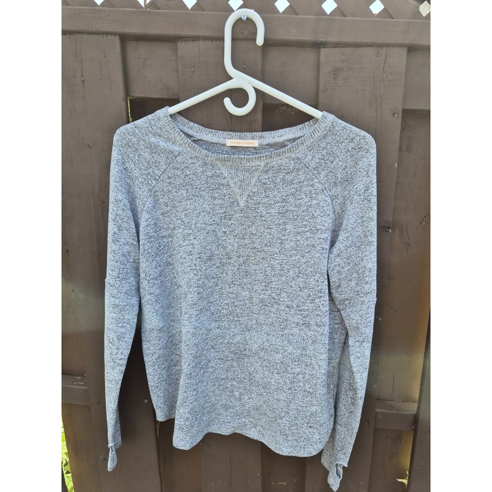 Womens Sweater Sweet Romeo Grey Soft Long Sleeve Thumb Holes Size S EUC